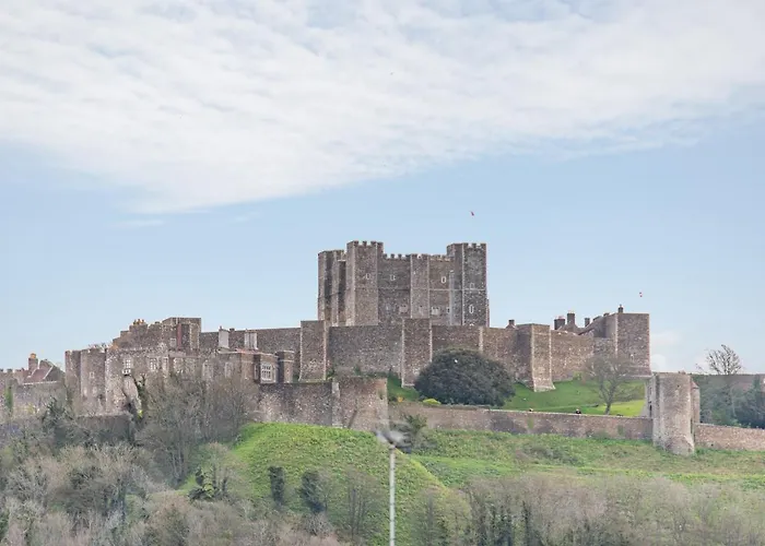 Castle View - Charming Cottage With Views Of Dover Castle