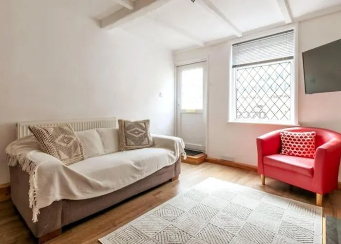 Stylish 2Bd Family Hideaway In Dover